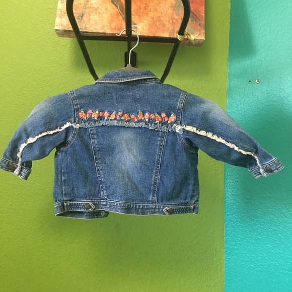 Distressed Rosey Jean Jacket Size 18M - Picture 5 of 7